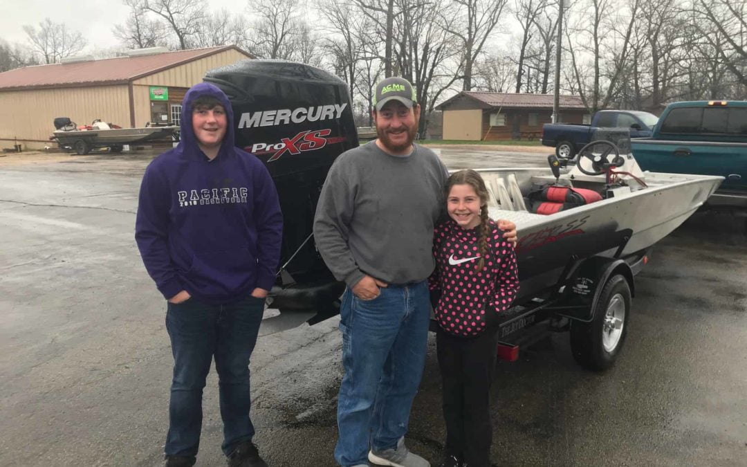 Jeremy & Alicia Knuckles’ 1856 Blazer SS w/150hp Mercury ProXS Jet Motor