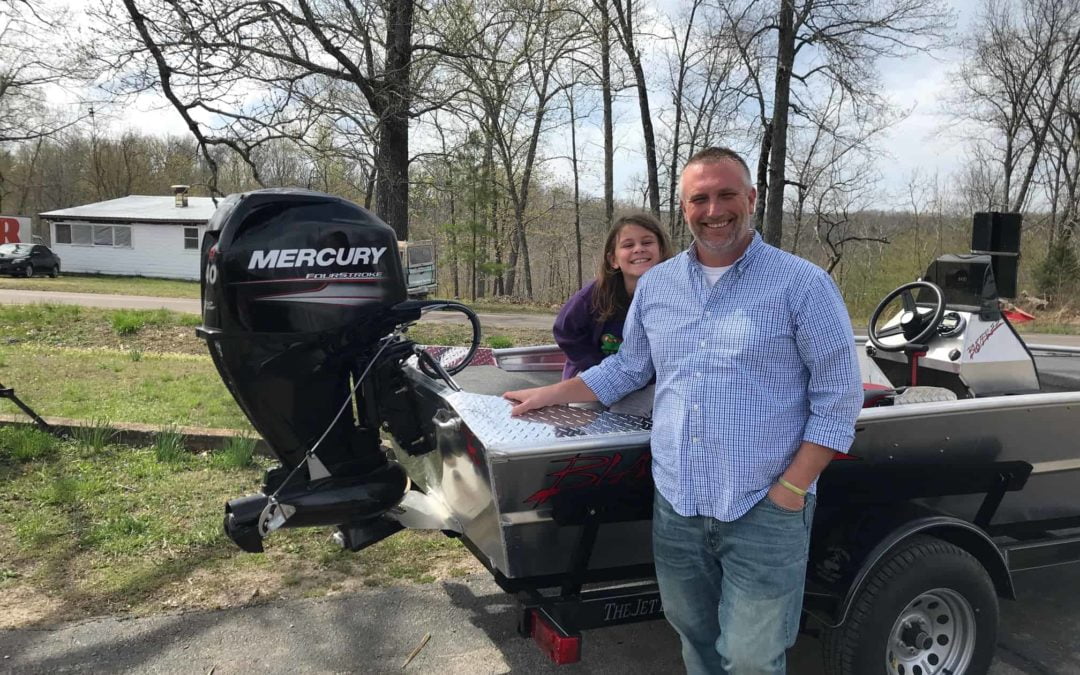 Greg & Michelle Bradshaw’s 1752 Blazer SS w/40hp Mercury Jet Motor