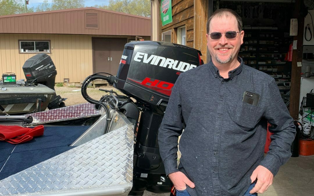 Bobby Bland Jr’s 1752 Blazer SS w/ 60/40hp Evinrude Jet Motor